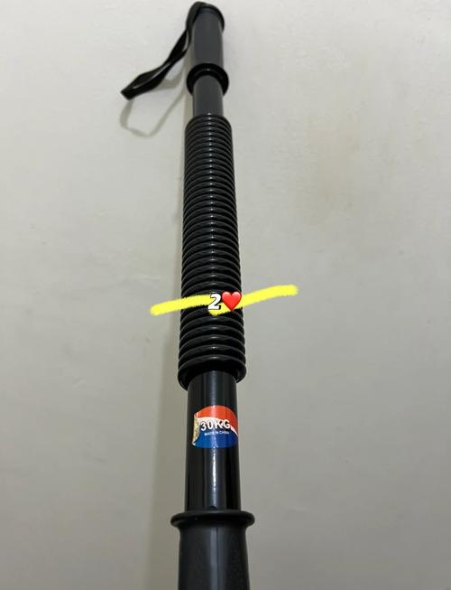 从臂力器到灯具 新加坡闲置物品的归宿与情感新生
